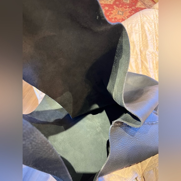 OMBELINE PEBBLE LEATHER HOBO BAG - Picture 14 of 14